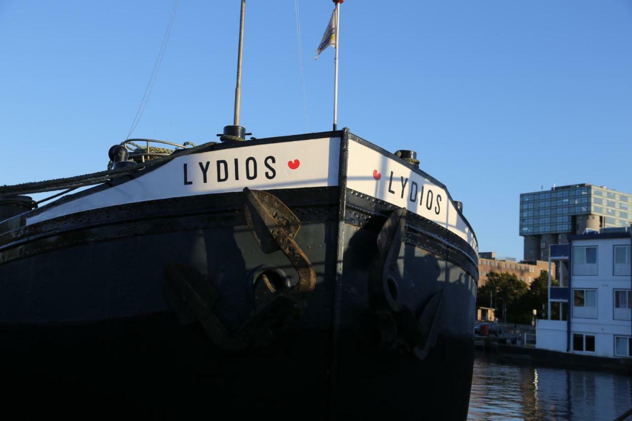 Schiffshotel "Schlafen Im Hafen" Amburgo Esterno foto